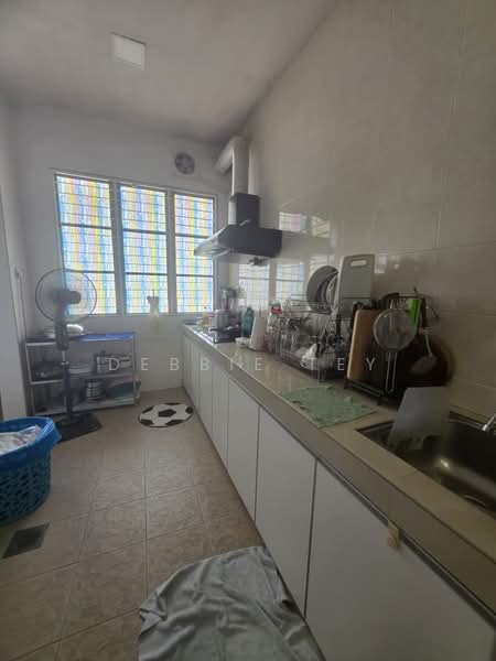 Terraced House for Sale in Bandar Putra Permai (Seri Kembangan) - Debbie Tey - Kitchen - PropertyGuru.com.my