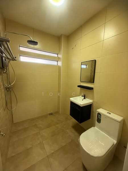Bandar Putra, Kulai untuk Untuk Disewa - RM 2,800 /bulan, Mac 2026 - Bathroom - PropertyGuru.com.my