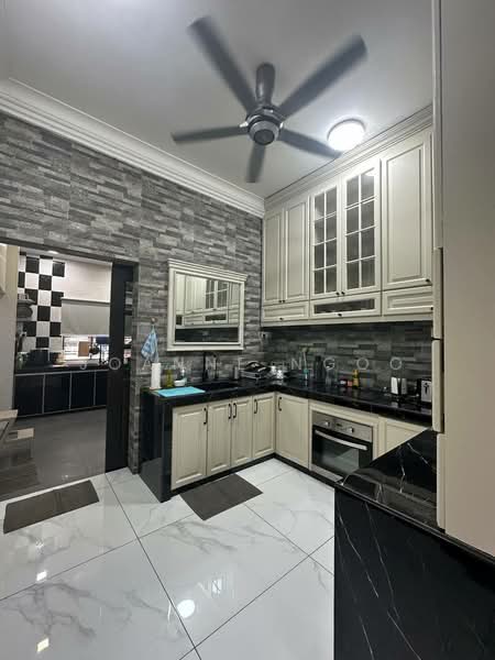 2-storey Terraced House for Sale in Tampoi (Johor) - Joanne Ngoo - Kitchen - PropertyGuru.com.my