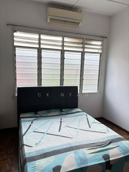 Ipoh bercham cahaya tasek partial furnished 2 storey house for rent untuk Untuk Disewa - RM 1,400 /bulan, Mac 2026 - Bedroom - PropertyGuru.com.my