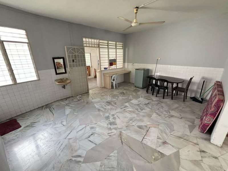 Ipoh bercham cahaya tasek partial furnished 2 storey house for rent untuk Untuk Disewa - RM 1,400 /bulan, Mac 2026 - Interior - PropertyGuru.com.my