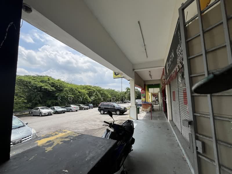 Shop / Office for Rent in Puchong (Selangor) - Royston Lau - Exterior - PropertyGuru.com.my
