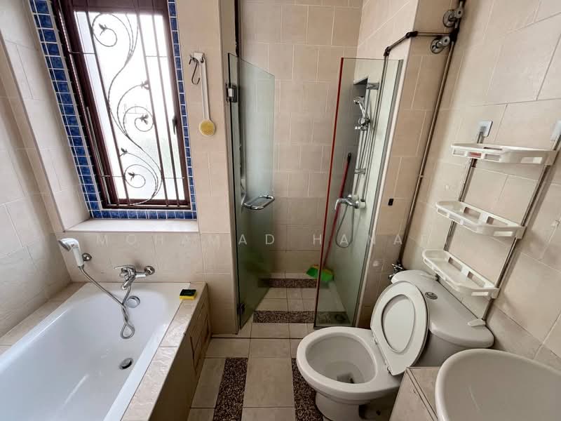 2-storey Terraced House for Sale in Bukit Jelutong (Shah Alam) - Mohamad Hanafi - PropertyGuru.com.my