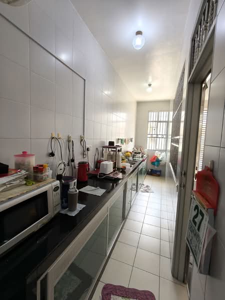 2-storey Terraced House for Sale in Setia Tropika (Johor Bahru) - Kent Loi - Kitchen - PropertyGuru.com.my