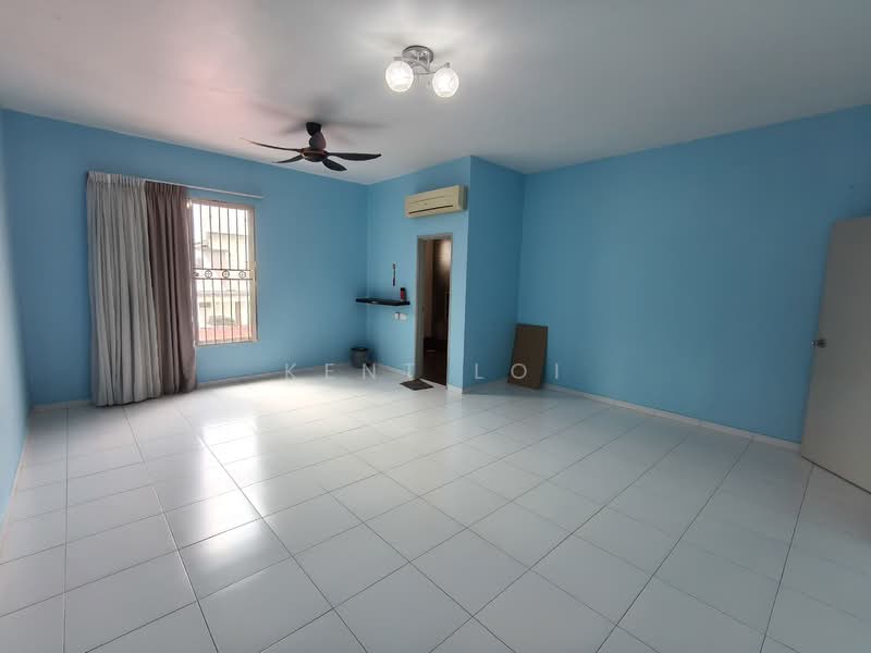 2-storey Terraced House for Sale in Setia Tropika (Johor Bahru) - Kent Loi - Living Room - PropertyGuru.com.my