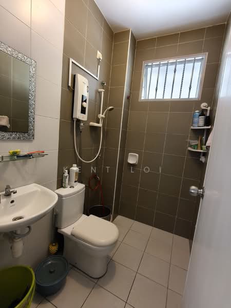 2-storey Terraced House for Sale in Setia Tropika (Johor Bahru) - Kent Loi - Bathroom - PropertyGuru.com.my