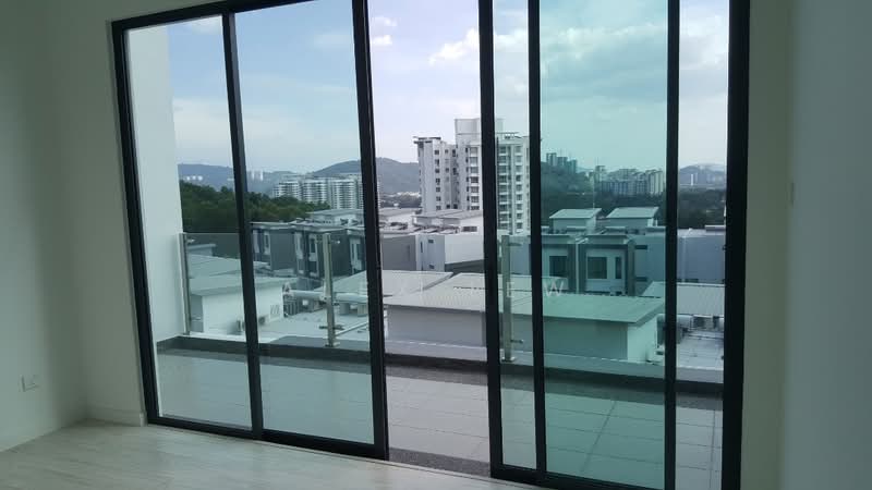 Cluster House for Sale in Desa Melawati (Setapak) - Alex Lew - Balcony - PropertyGuru.com.my