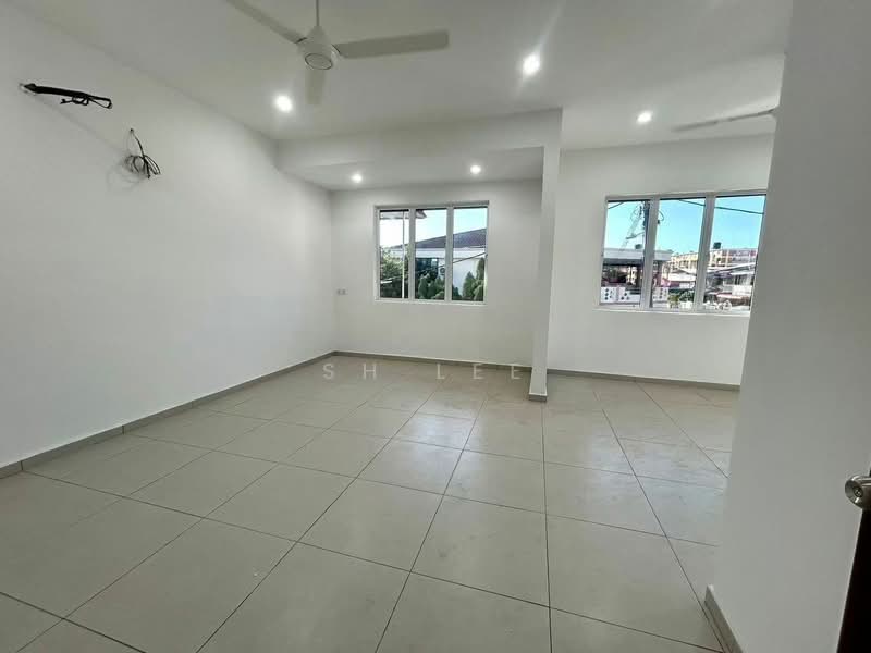 2-storey Terraced House for Rent in Butterworth (Penang) - SH Lee - Living Room - PropertyGuru.com.my