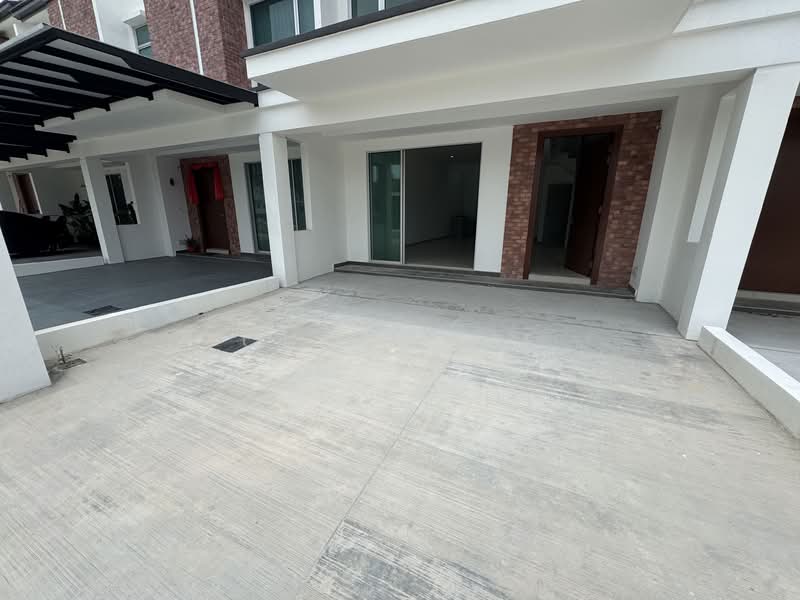 2-storey Terraced House for Rent in Bandar Gamuda Gardens (Rawang) - Chris See - Exterior - PropertyGuru.com.my