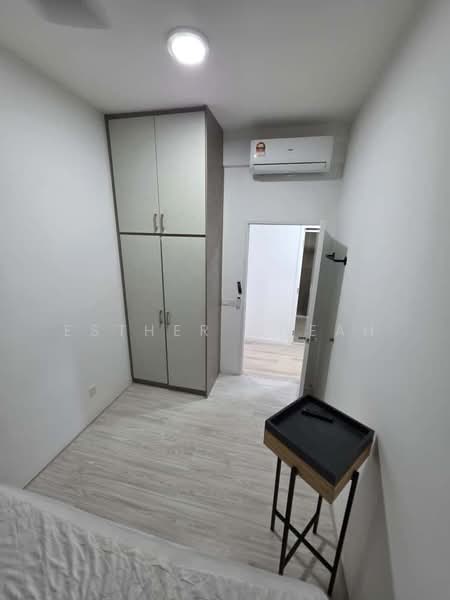 Service Residence for Sale at Lexa Residence @ The Quartz WM - Esther Cheah - Bedroom - PropertyGuru.com.my
