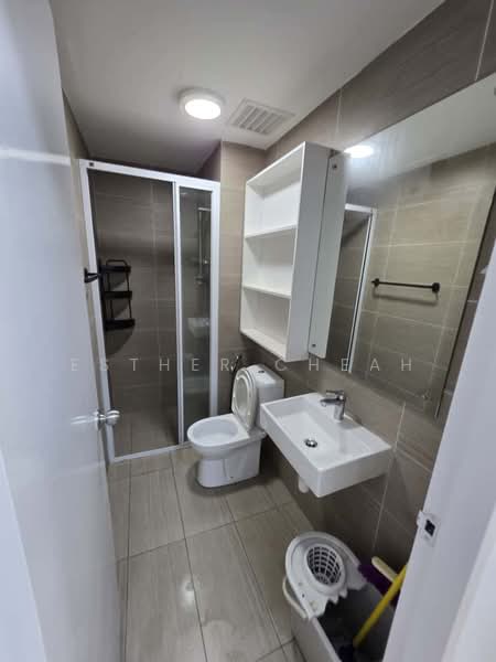 Service Residence for Sale at Lexa Residence @ The Quartz WM - Esther Cheah - Bathroom - PropertyGuru.com.my