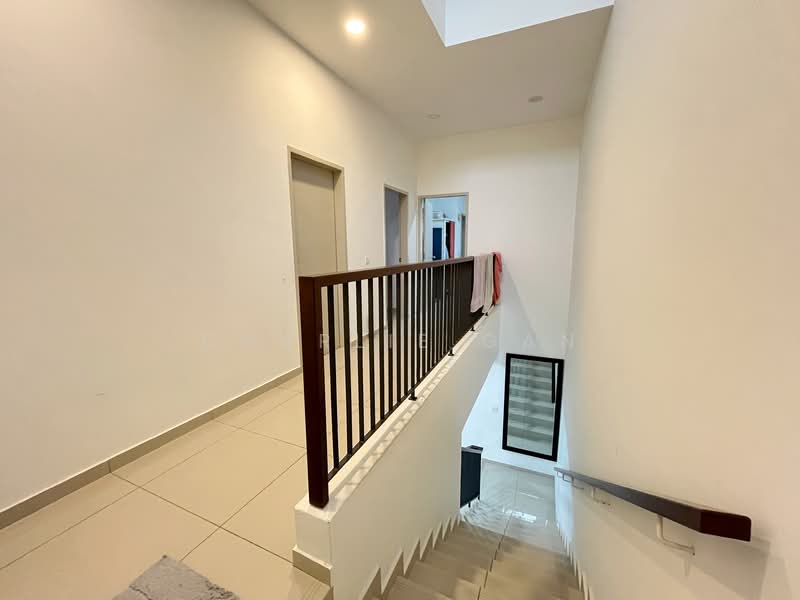 2-storey Terraced House for Rent in Bandar Rimbayu (Telok Panglima Garang) - Charlie Gan - Corridor - PropertyGuru.com.my