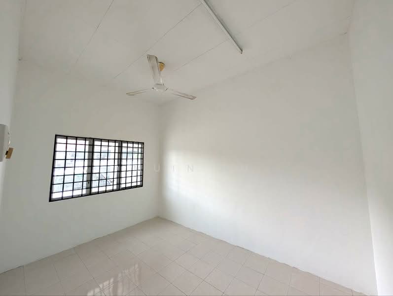 1-storey Terraced House for Sale in Kapar (Selangor) - Muin Mn - Interior - PropertyGuru.com.my