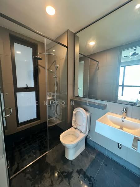Service Residence for Sale at Bloomsvale Menara Vista Petaling - Jenson Low - Bathroom - PropertyGuru.com.my