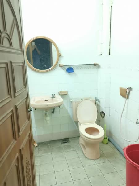 Bungalow Land for Sale in Taman Rainbow (Batu) - Josephine Kher - Bathroom - PropertyGuru.com.my