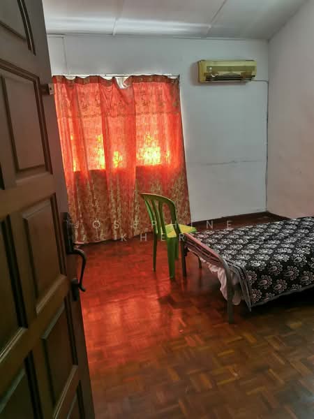 Bungalow Land for Sale in Jalan Ipoh (Kuala Lumpur) - Josephine Kher - Bedroom - PropertyGuru.com.my