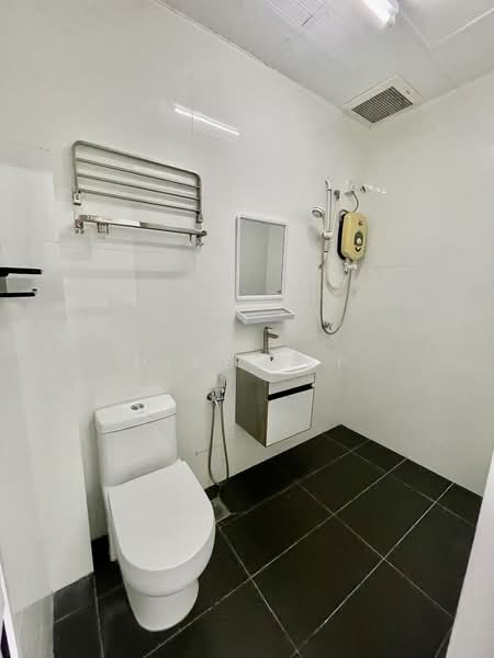 2-storey Terraced House for Sale in Petaling Jaya (Selangor) - Mike Yap - Bathroom - PropertyGuru.com.my