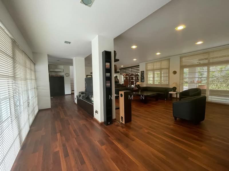 Bungalow for Sale in Sultan Abdul Aziz Shah Golf & Country Club (Shah Alam) - Muin Mn - Living Room - PropertyGuru.com.my