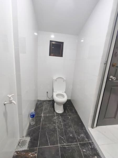 Taman Johor Jaya untuk Untuk Dijual - RM 438,000, Apr 2026 - Bathroom - PropertyGuru.com.my