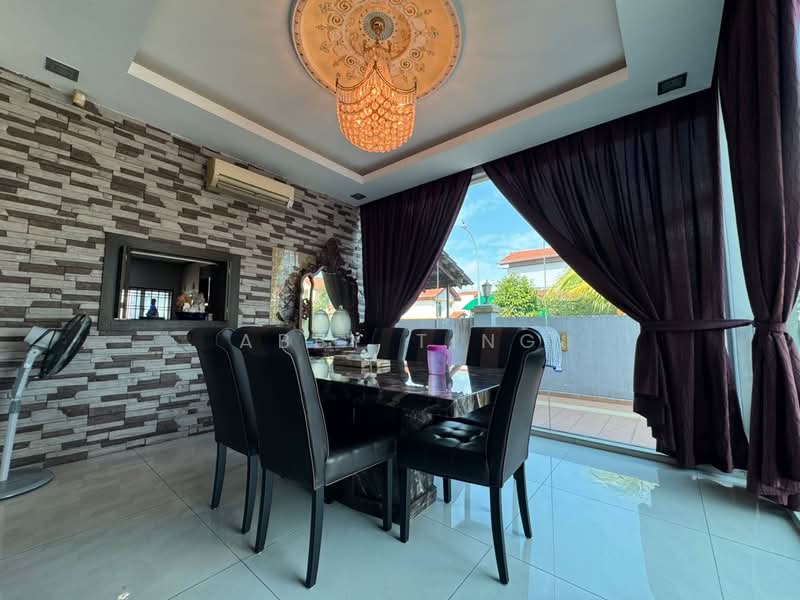 2.5-storey Terraced House for Sale in Taman Sutera Utama (Skudai) - Abby Ting - Dining Room - PropertyGuru.com.my