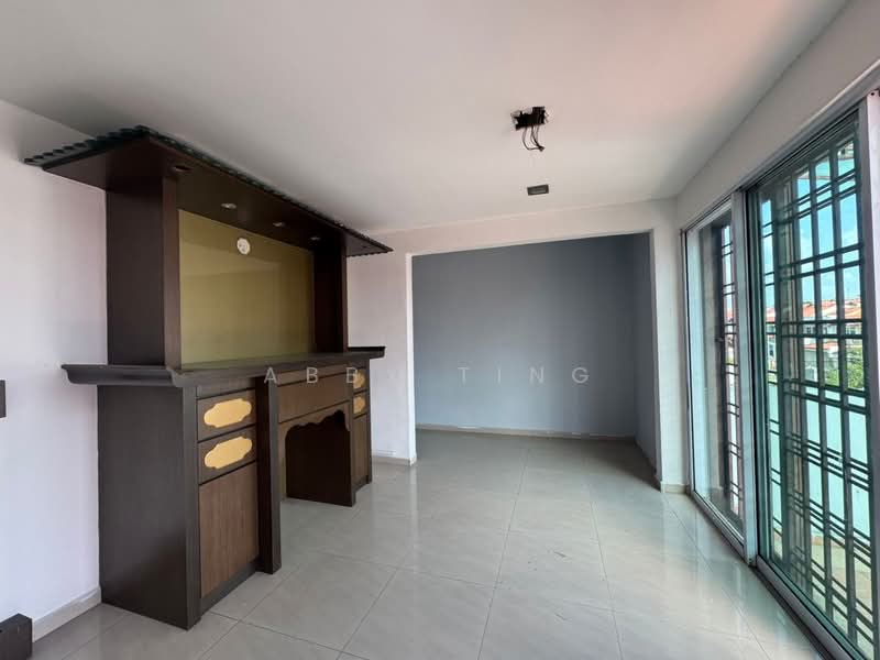 2.5-storey Terraced House for Sale in Taman Sutera Utama (Skudai) - Abby Ting - Living Room - PropertyGuru.com.my