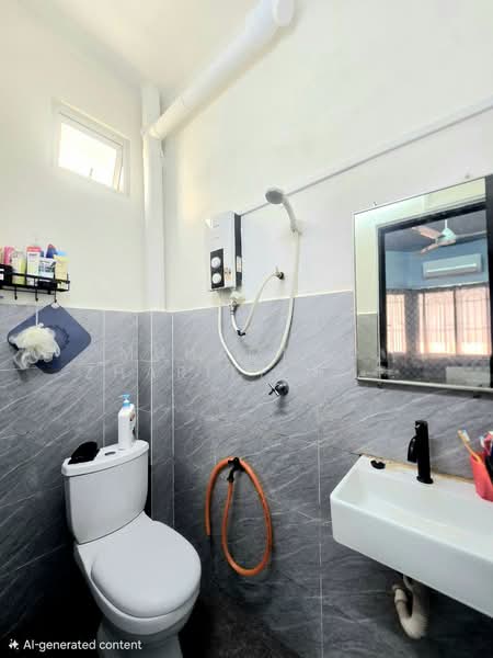 Apartment for Sale at Kedidi Apartment - Muhammad Zhariff Nasharudin - Bathroom - PropertyGuru.com.my