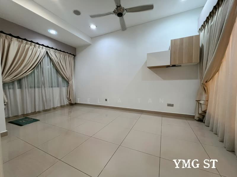 Glenmarie Cove untuk Untuk Dijual - RM 1,030,000, Apr 2026 - Living Room - PropertyGuru.com.my