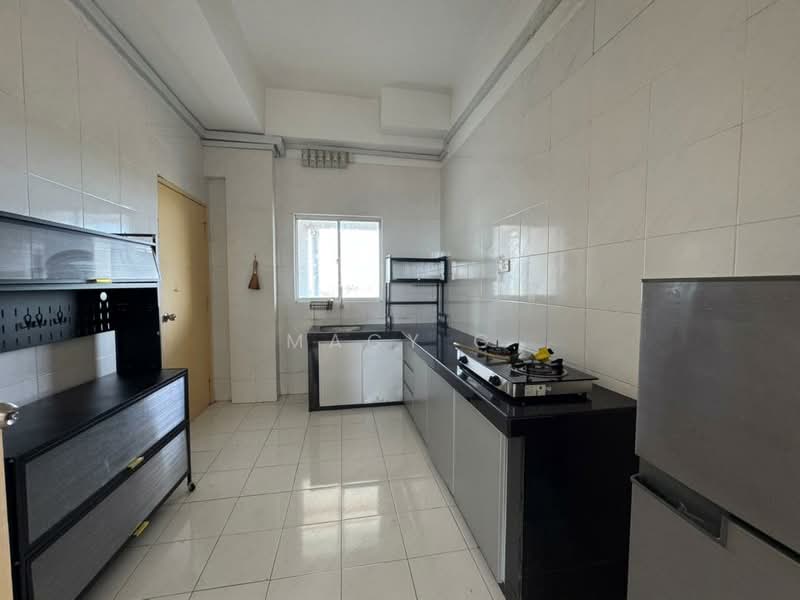 Condominium for Sale at Tanjung Samudera Condominium - Macy G - Kitchen - PropertyGuru.com.my