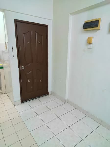 Apartment for Rent at Pelangi Apartment - Christine Tan - Entrance - PropertyGuru.com.my