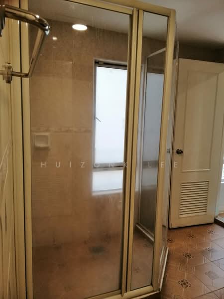 Service Residence for Sale at Megan Ambassy - Huizonk Lee - Bathroom - PropertyGuru.com.my