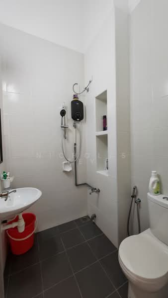 2-storey Terraced House for Sale in Setia Eco Gardens (Gelang Patah) - Nicholas Tey - Bathroom - PropertyGuru.com.my