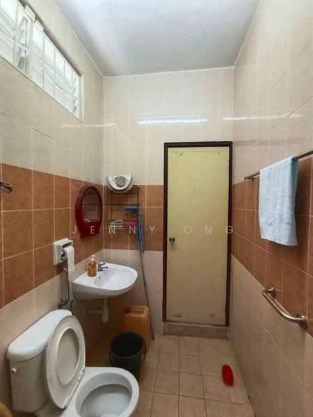 2-storey Terraced House for Sale in Bagan Lalang (Butterworth) - Jenny Ong - Bathroom - PropertyGuru.com.my