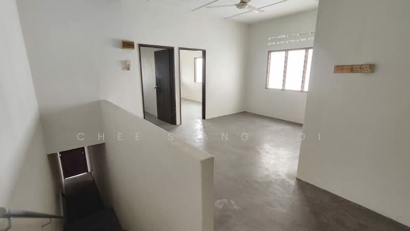 Taman Eastern untuk Untuk Dijual - RM 900,000, Mac 2026 - 1st Floor Living Area - PropertyGuru.com.my