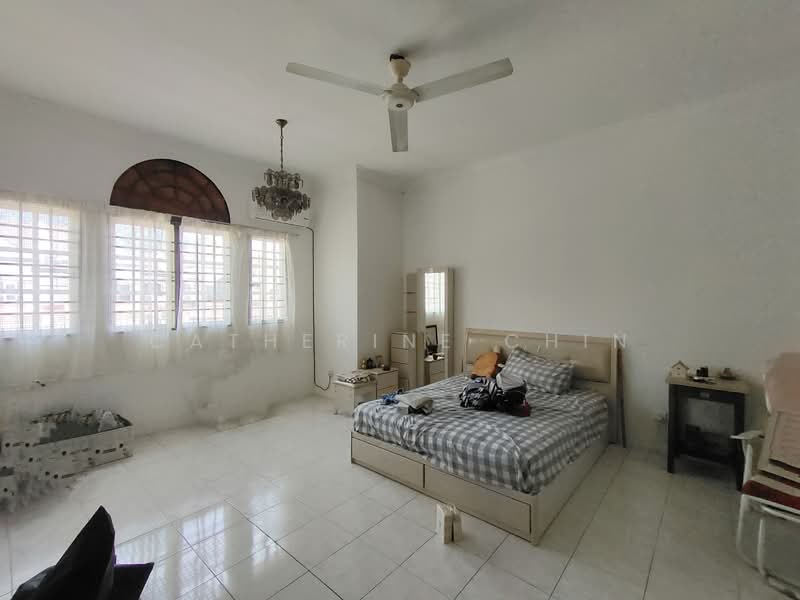 2-storey Terraced House for Sale in Ipoh (Perak) - Catherine Chin - Bedroom - PropertyGuru.com.my
