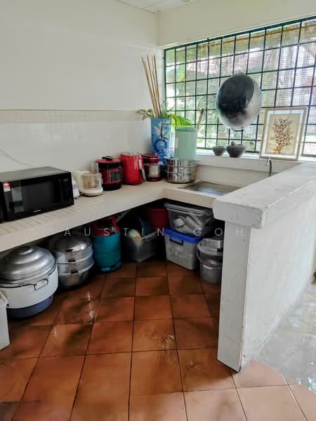 Semi-Detached House for Sale in Semenyih (Selangor) - Austin Goh - Kitchen - PropertyGuru.com.my