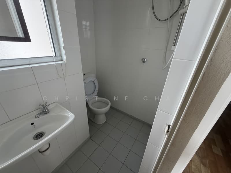 Seri Maya Condominium untuk Untuk Disewa - RM 4,000 /bulan, Apr 2026 - Bathroom - PropertyGuru.com.my