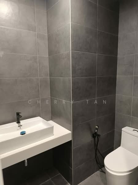 The Mate @ Damansara Jaya untuk Untuk Disewa - RM 1,600 /bulan, Apr 2026 - Bathroom - PropertyGuru.com.my