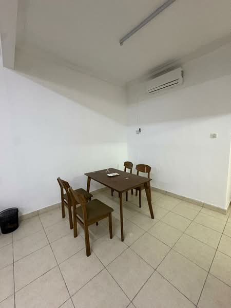Rumah Teres 2 Tingkat untuk Disewa di Bandar Puteri Puchong (Puchong) - Alex Yip - Dining Room - PropertyGuru.com.my