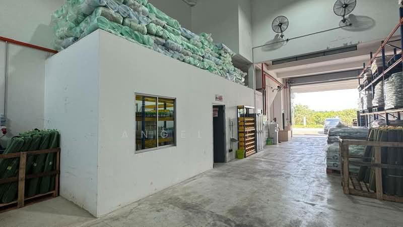 Factory for Rent in Ulu Tiram (Johor) - Angel Lee - Interior - PropertyGuru.com.my
