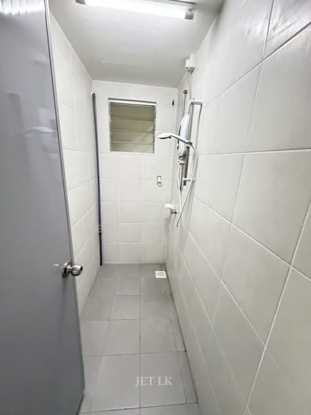 Apartment for Rent at Pangsapuri Aranda - Kelly Lim - Bathroom - PropertyGuru.com.my