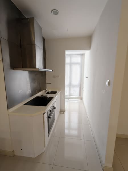 Servis Apartment untuk Dijual di Camellia Serviced Suites - Ooi Peng Sim Julie - Kitchen - PropertyGuru.com.my