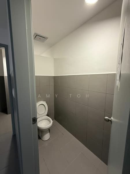 Shop / Office for Rent in Bayan Lepas (Penang) - Amy Toh - Bathroom - PropertyGuru.com.my
