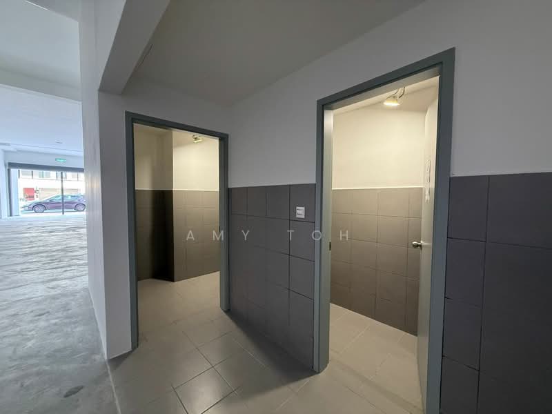 Shop / Office for Rent in Bayan Lepas (Penang) - Amy Toh - Corridor - PropertyGuru.com.my