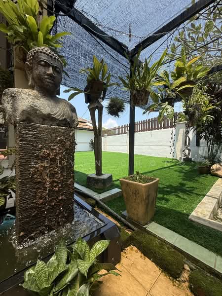 1-storey Terraced House for Sale in Taman Perpaduan (Tambun) - Kelvin Chong - Garden - PropertyGuru.com.my