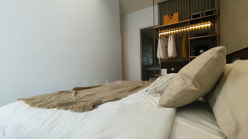 Service Residence for Sale at Arra Residences - Kenneth Chong - Master Bedroom - PropertyGuru.com.my