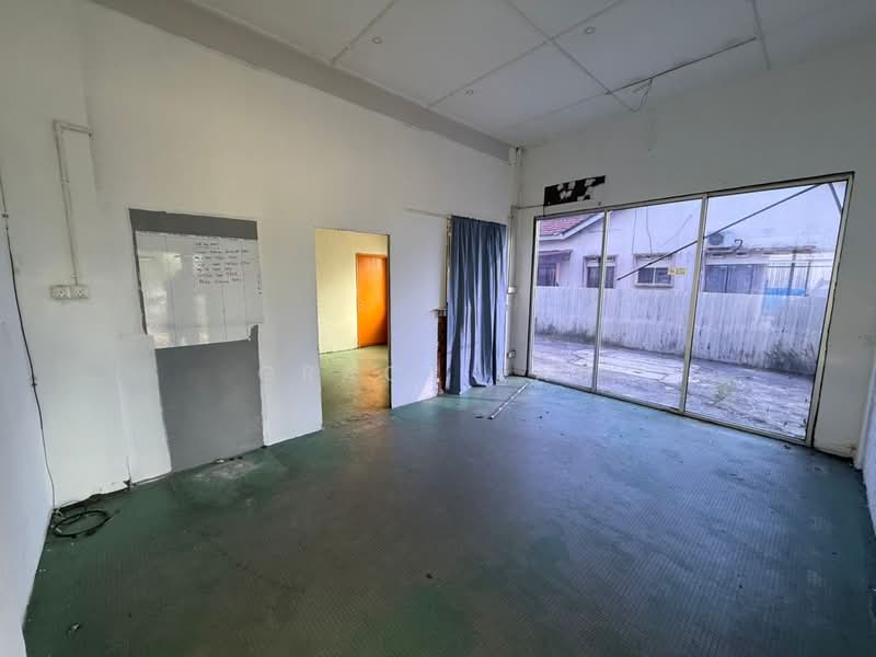 Shop / Office for Rent in Johor Bahru (Johor) - Grace Lau - Interior - PropertyGuru.com.my