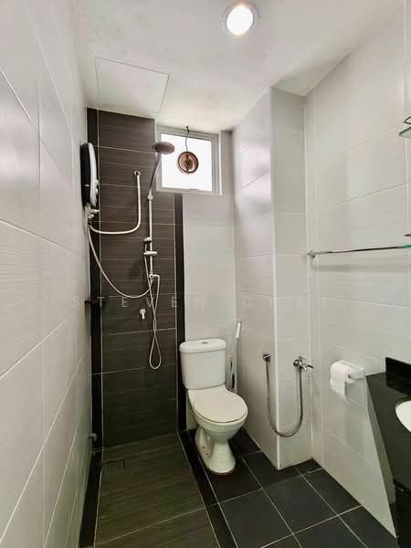 Condominium for Sale at The Oasis - Steven Chee - Bathroom - PropertyGuru.com.my