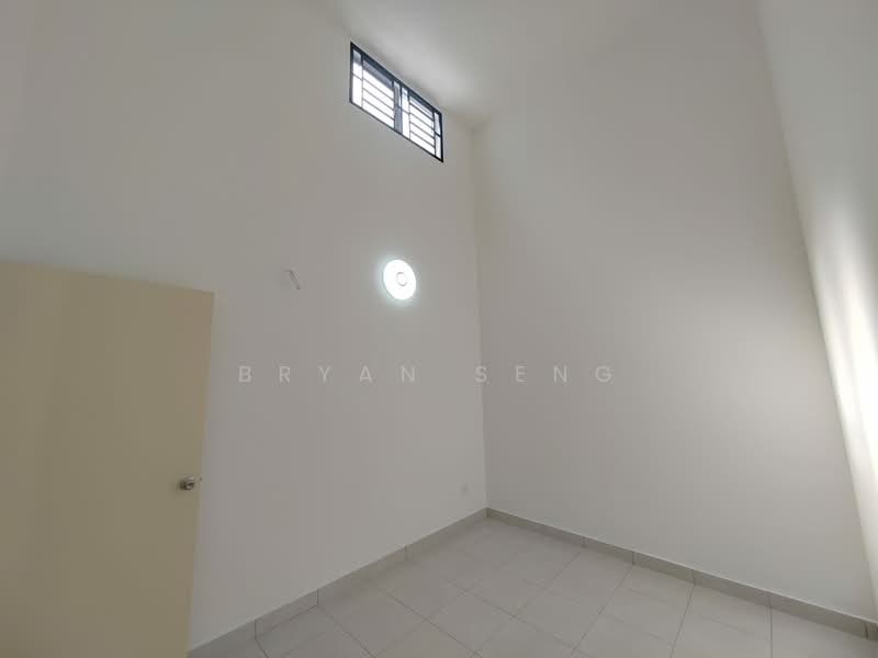 Bandar Putra Kulai Jalan Bayan untuk Untuk Disewa - RM 2,000 /bulan, Mac 2026 - Interior - PropertyGuru.com.my