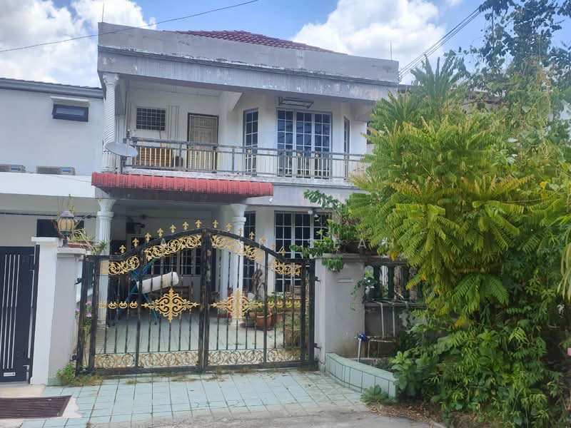 2-storey Terraced House for Sale in Damansara Jaya (Petaling Jaya) - Alvin Seah - Exterior - PropertyGuru.com.my