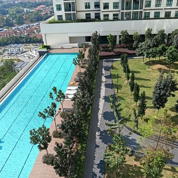 Residensi Bintang untuk Untuk Disewa - RM 2,000 /bulan, Mac 2026 - Pool - PropertyGuru.com.my